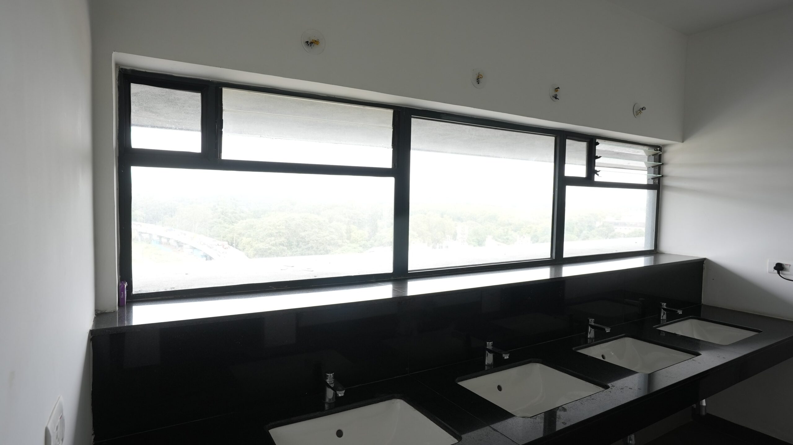 15 Expert Tips to Maintain Your Windows During Monsoon Season