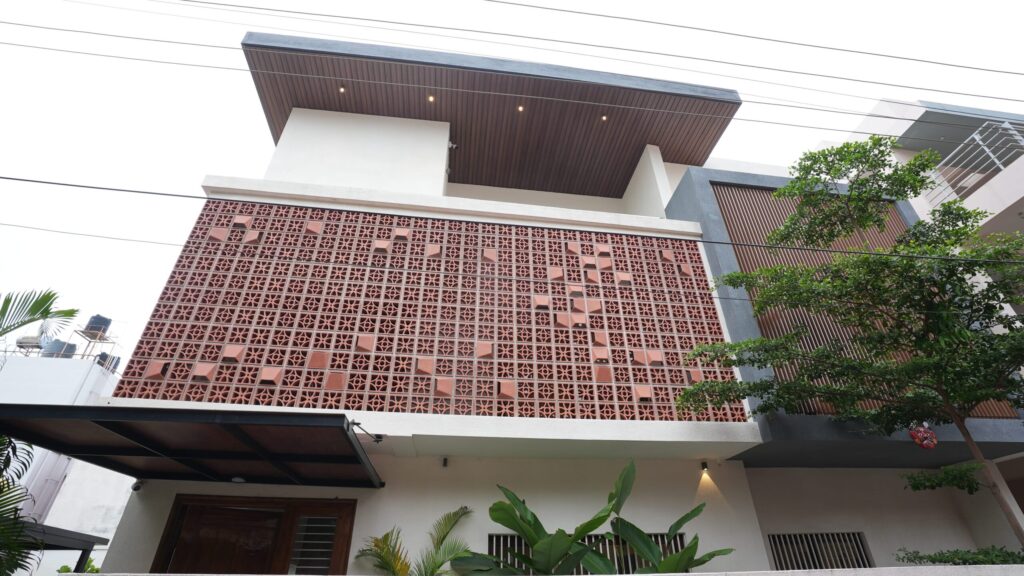 Surface Coating for Aluminium Windows: Enhancing Aesthetics and Durability